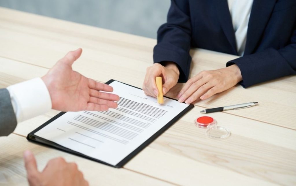 simple works contract | Becker Watt Lawyers